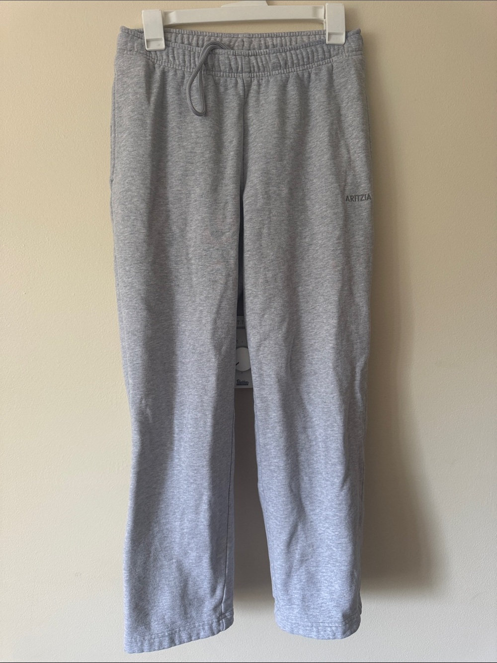 Aritzia gray sweatfleece sweatpants size small/short